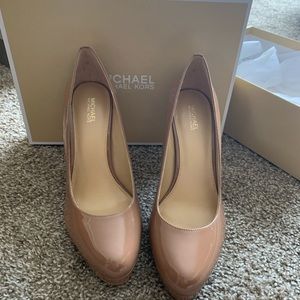Michael Kors Antoinette Patent Pump